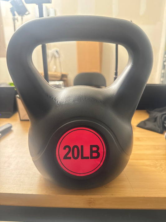 20lbs Pesa Rusa (20lbs Kettlebell)